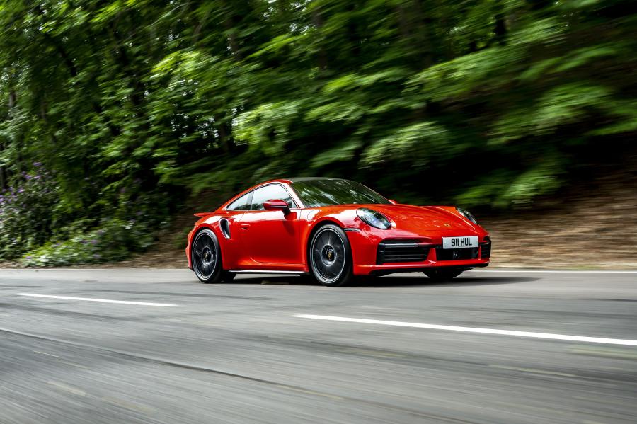  Porsche 911 Turbo S (992) 2020 года  (UK) (фото 6 из 42)